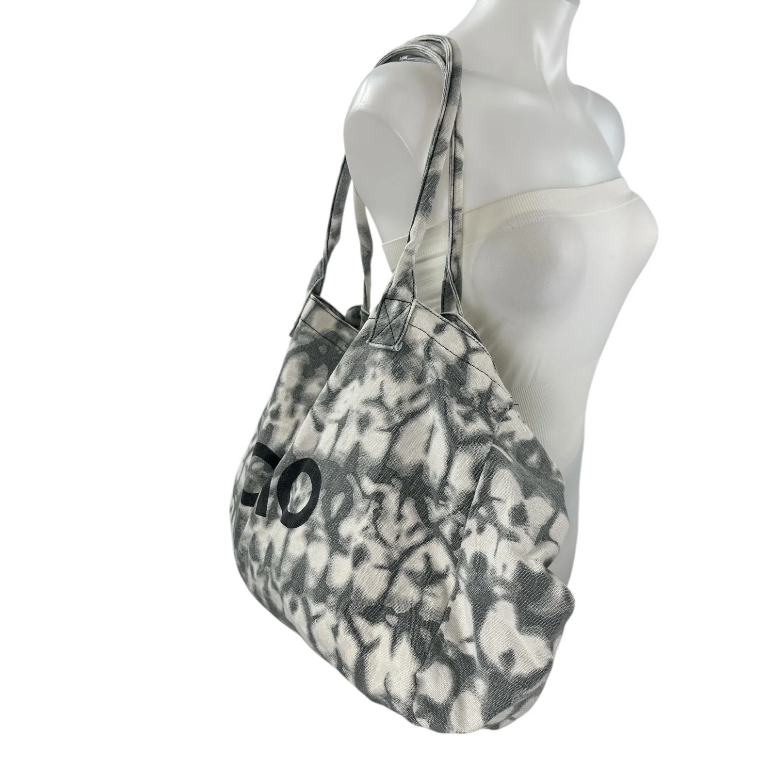 Alo Yoga Gray White Canvas Tie Dye Shopper Athletic Tote Bag Handbag Oversized - Image 2