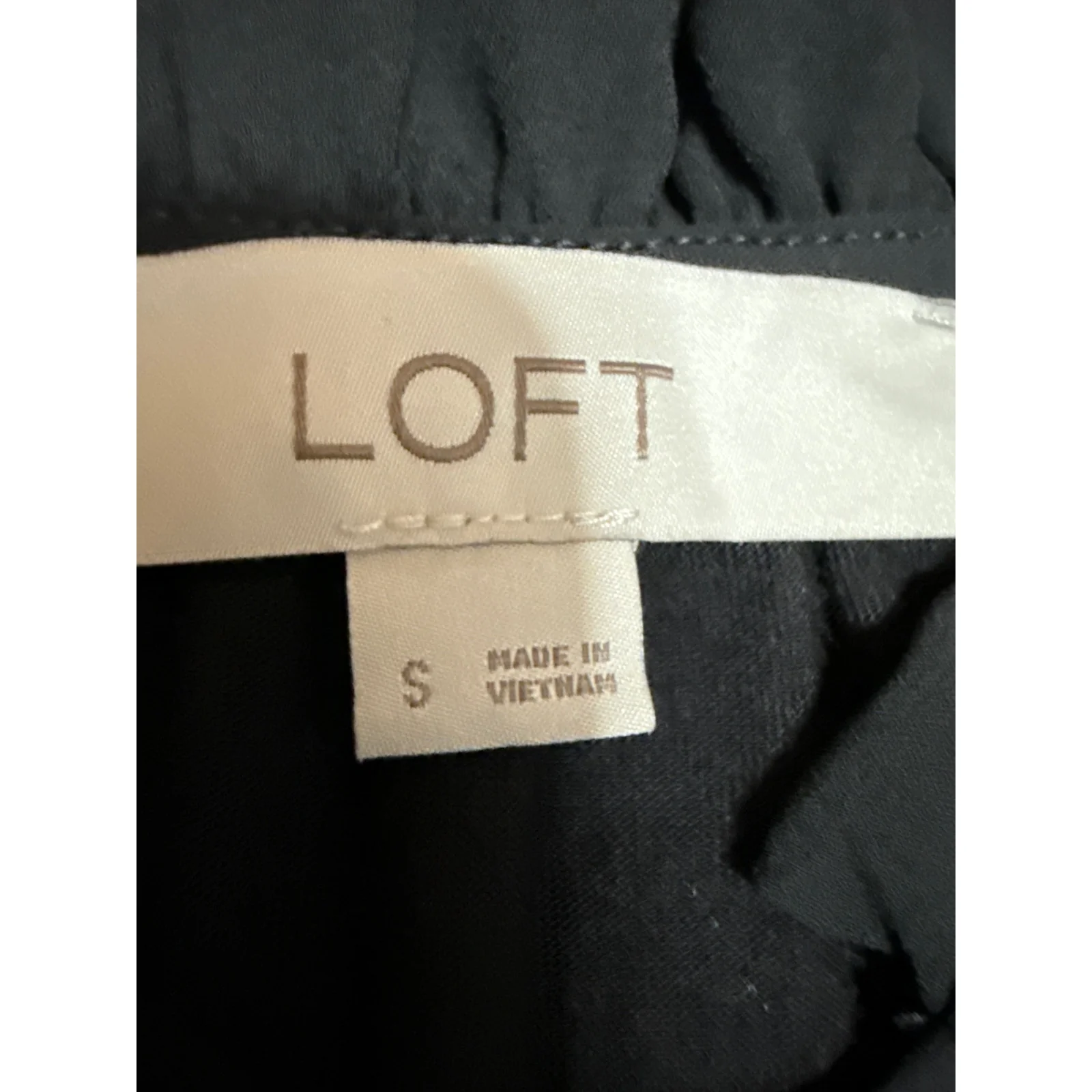 Ann Taylor LOFT Women's Black Ruffle Tie Neck Short Puff Sleeve Blouse Top Sz S - Image 3