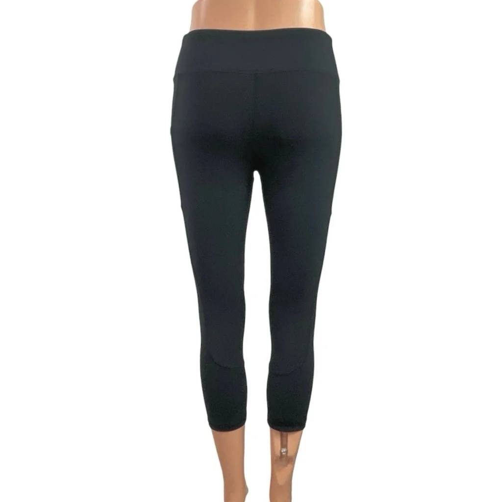 Aqua Women's Black Mid Rise Capri Cropped Yoga Athletic Leggings Pants Size S - Image 3