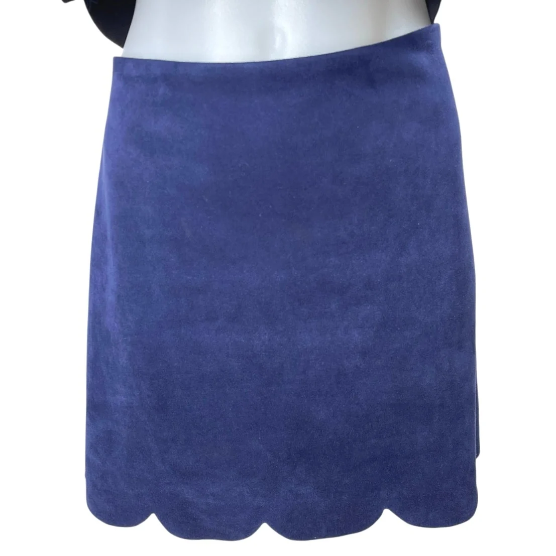 Aqua Women's Blue Faux Suede Scalloped 2-Pc Crop Top & Mini Pencil Skirt Set M - Image 4