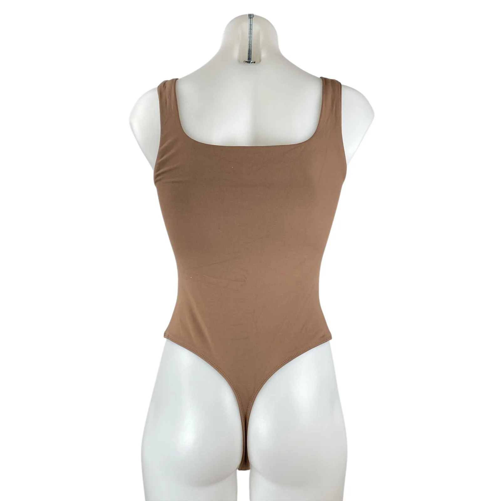 Aritzia Babaton Tan Sleeveless Square Neck Thong Cami Tank Bodysuit Top Size M - Image 4