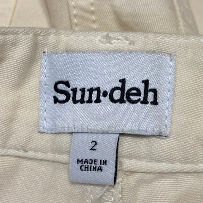 Aritzia Sun-deh Women's White Cream High Waist Wide Leg Denim Jean Shorts Size 2 - Image 4
