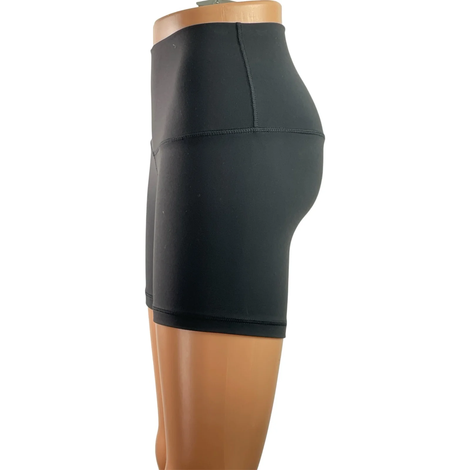 Aritzia TnAction Womens Black Low Rise Workout Running Athletic Biker Shorts XS - Image 2