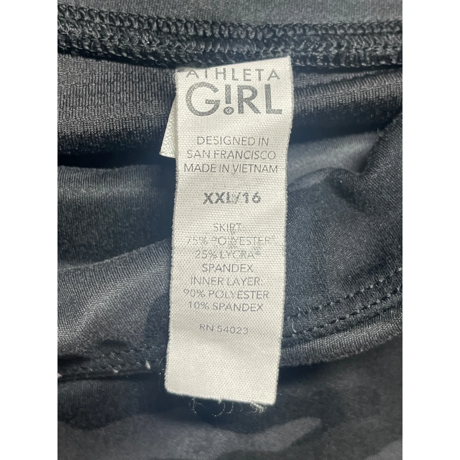 Athleta Girl Camo Lux Black Gray Camouflage Mid Rise Swing Skirt Skort Size XXL - Image 4