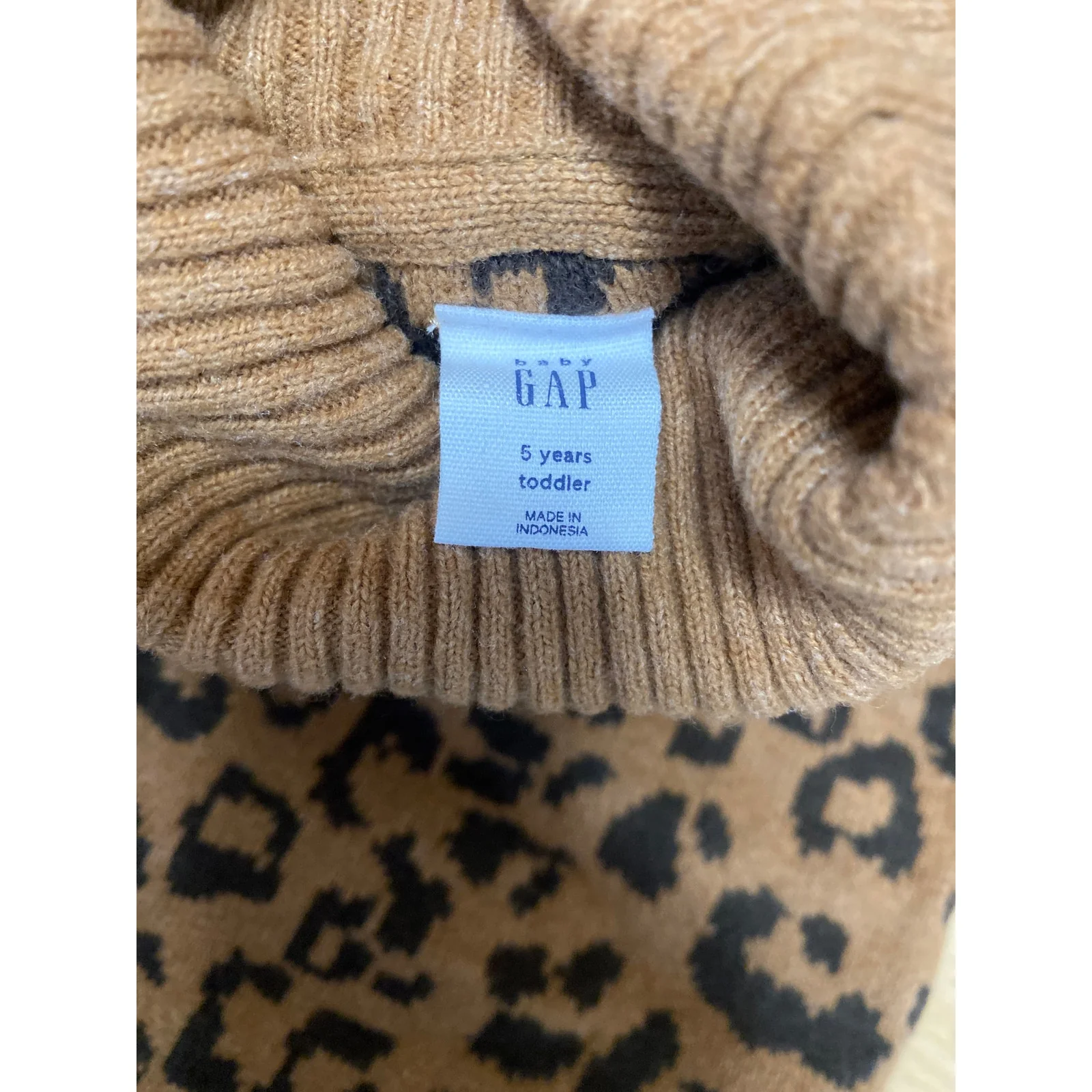 Baby GAP Kids Girls Leopard Print Brushed Turtle Neck Long Sleeve Sweater Top 5 - Image 3