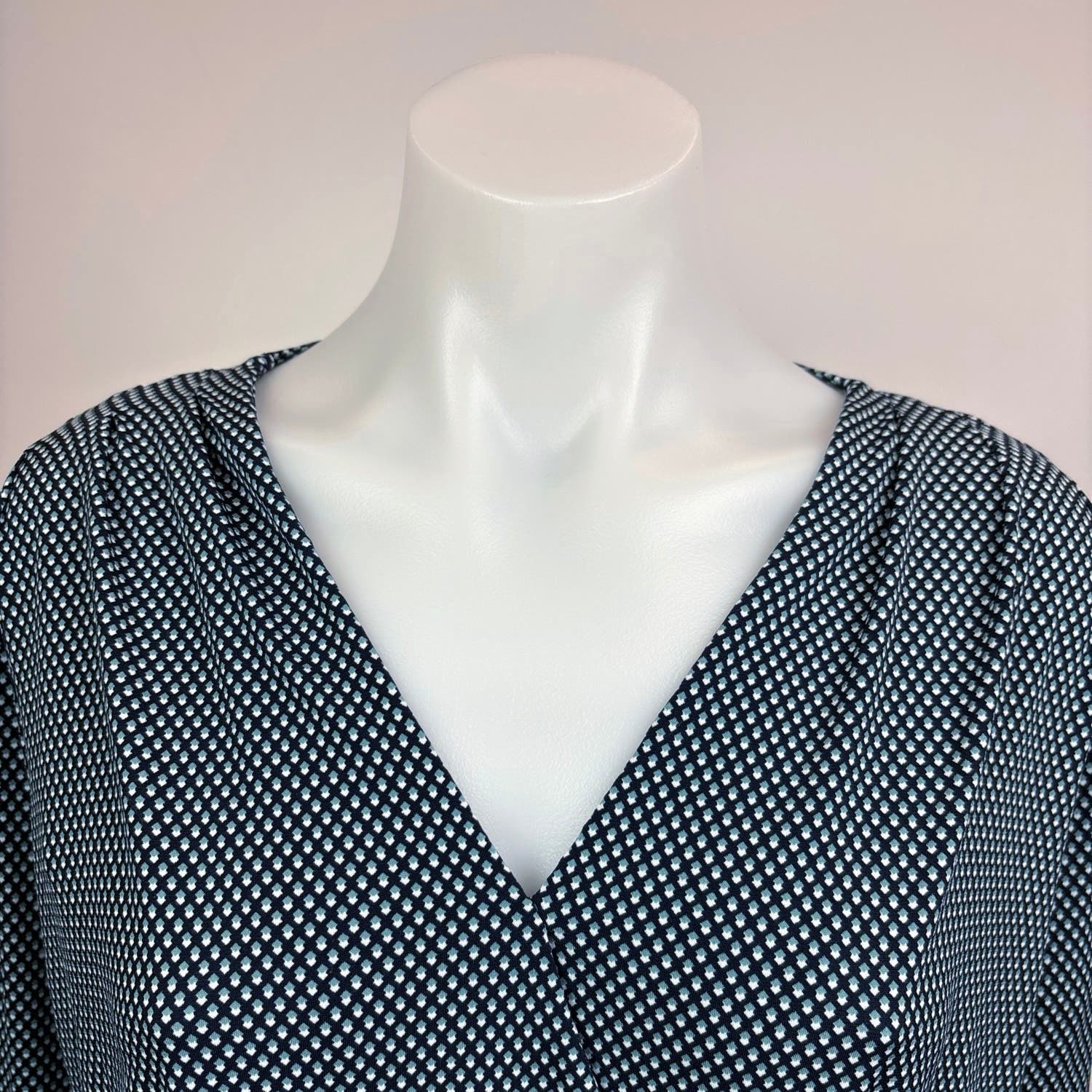 Banana Republic Womens Black V Neck Surplice Faux Wrap Long Sleeve Blouse Top XS - Image 4