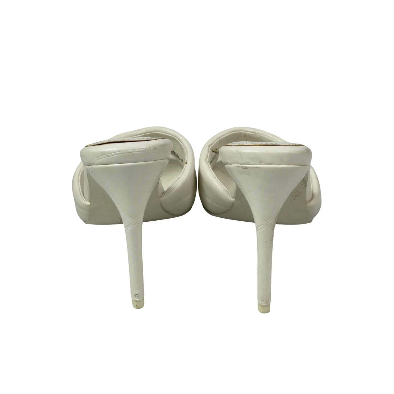 BCBGeneration Ixani White Quilted Pad Square Toe Stiletto Heels Mule Sandals 7.5 - Image 3