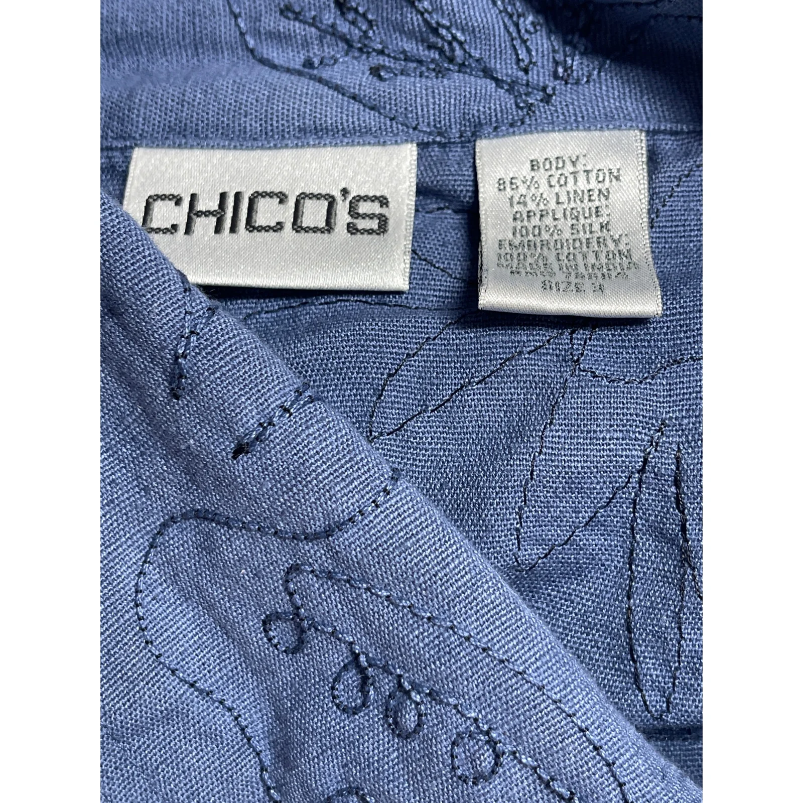Chico's Women's Blue Linen Floral Long Sleeve Chambray Button Down Shirt Top 3 - Image 4
