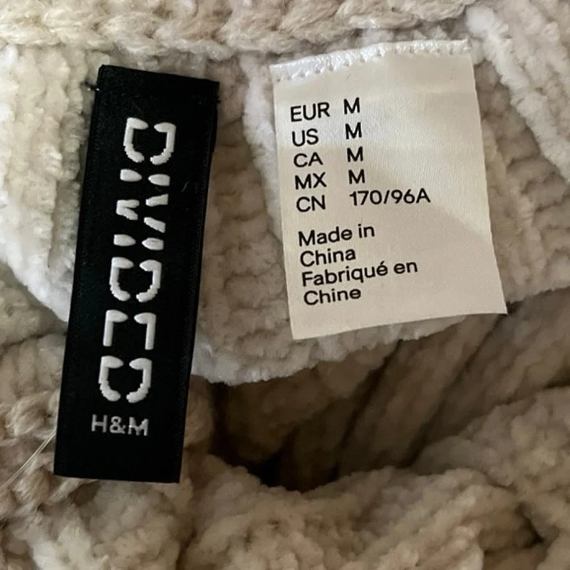 Divided by H&M Pullover Women's Cream Turtleneck Long Sleeve Sweater Top Size M - Image 3