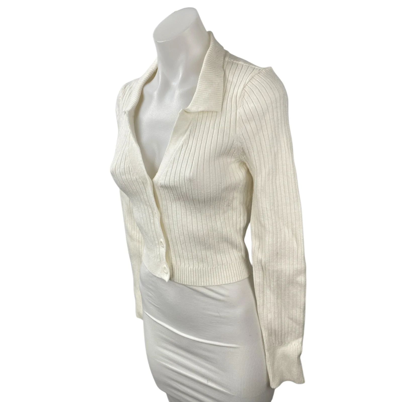Emory Park Women's Cream Ivory Ribbed Knit Cropped Button Up Cardigan Top Size M - Image 4