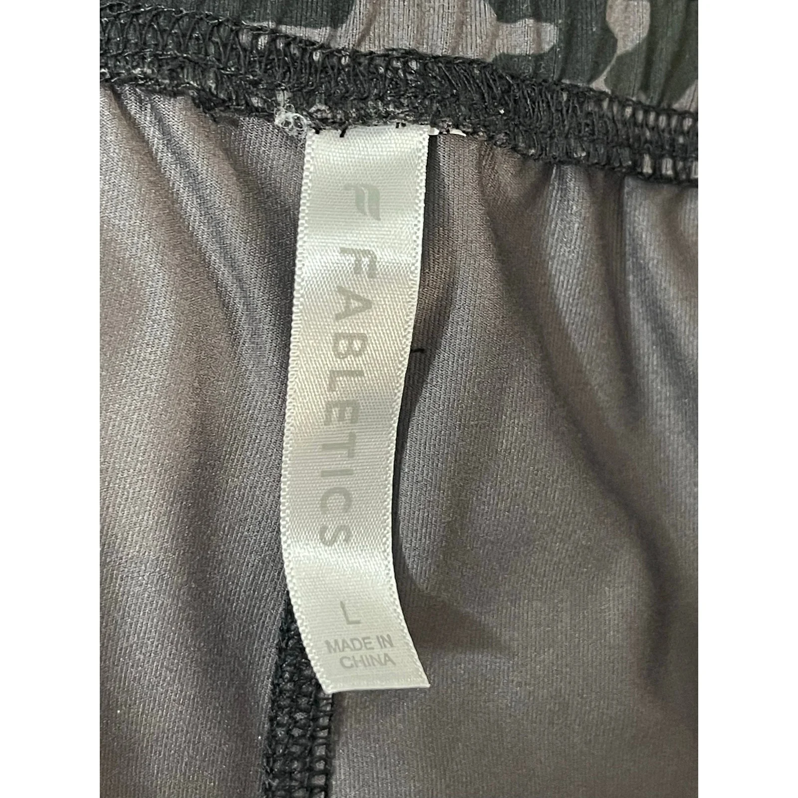 Fabletics Green Camo Camouflage High Waist Drawstring Trousers Joggers Pants L - Image 4