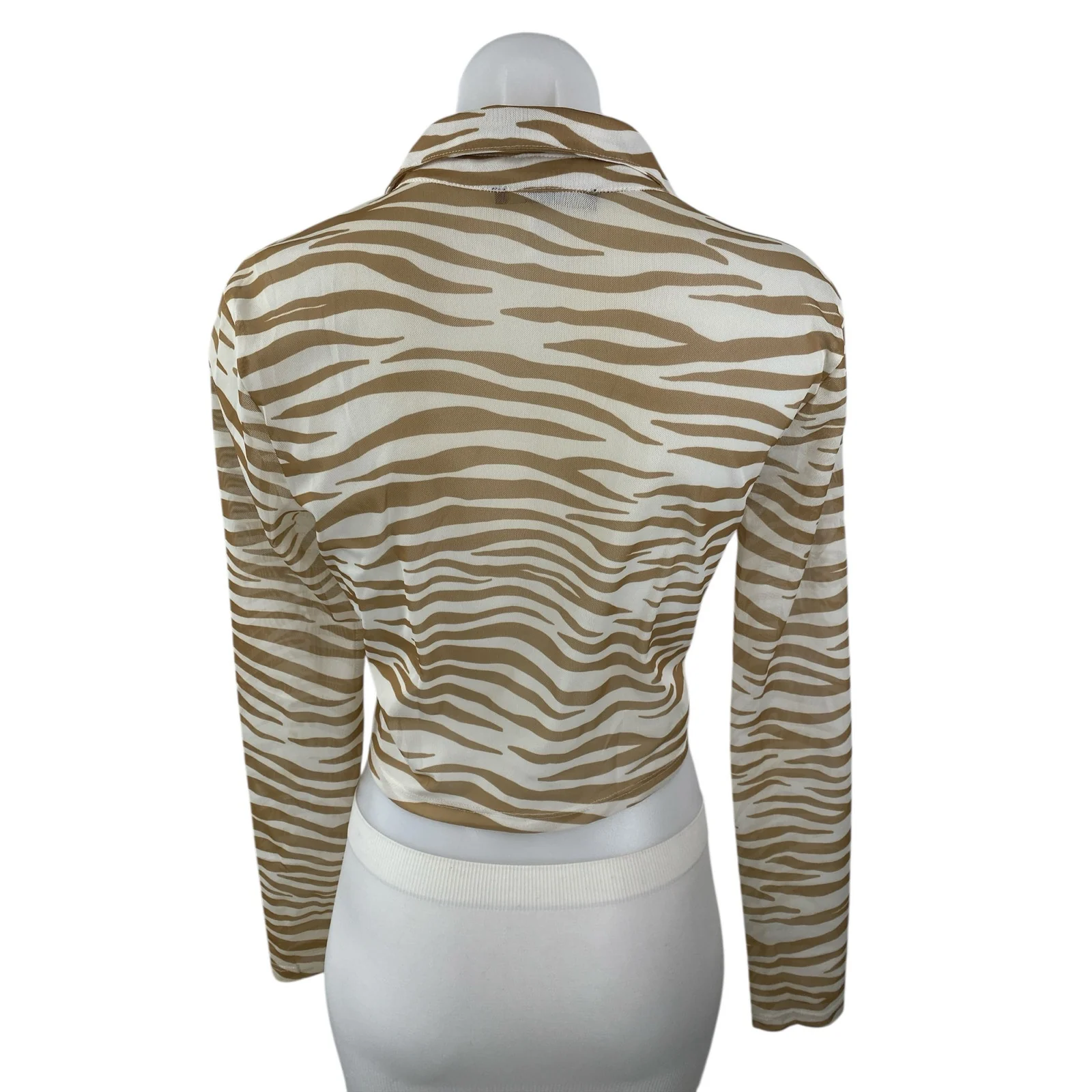 Forever 21 Beige Tan Zebra Animal Print Long Sleeve Button Up Crop Shirt Top M - Image 2