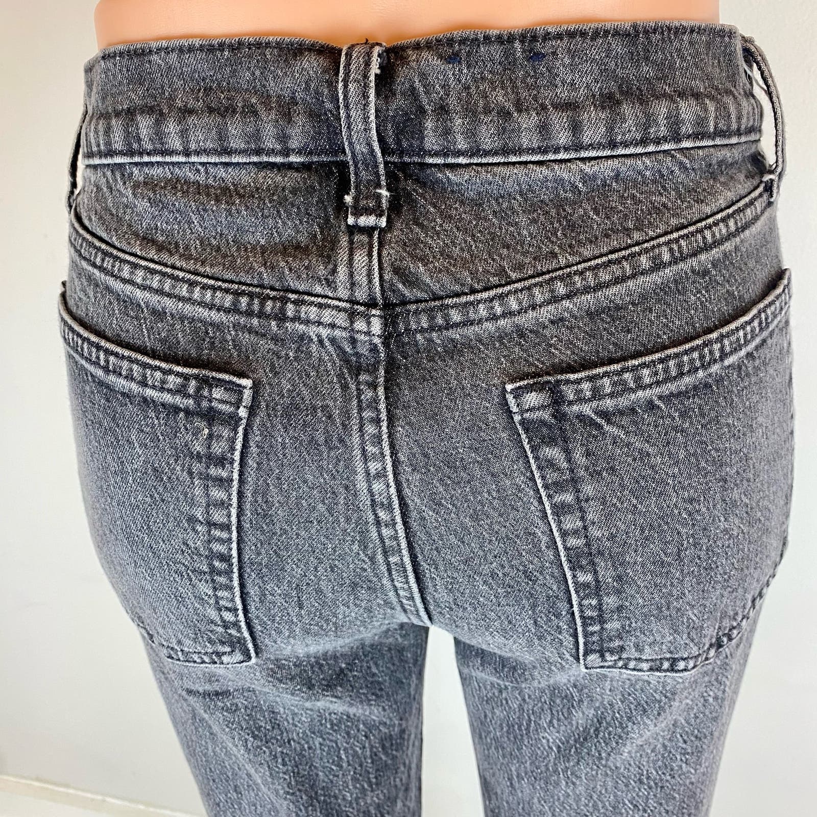 Gap Cheeky Straight High Rise- Gray Acid Wash -26 2P (27WxL23) - Image 6