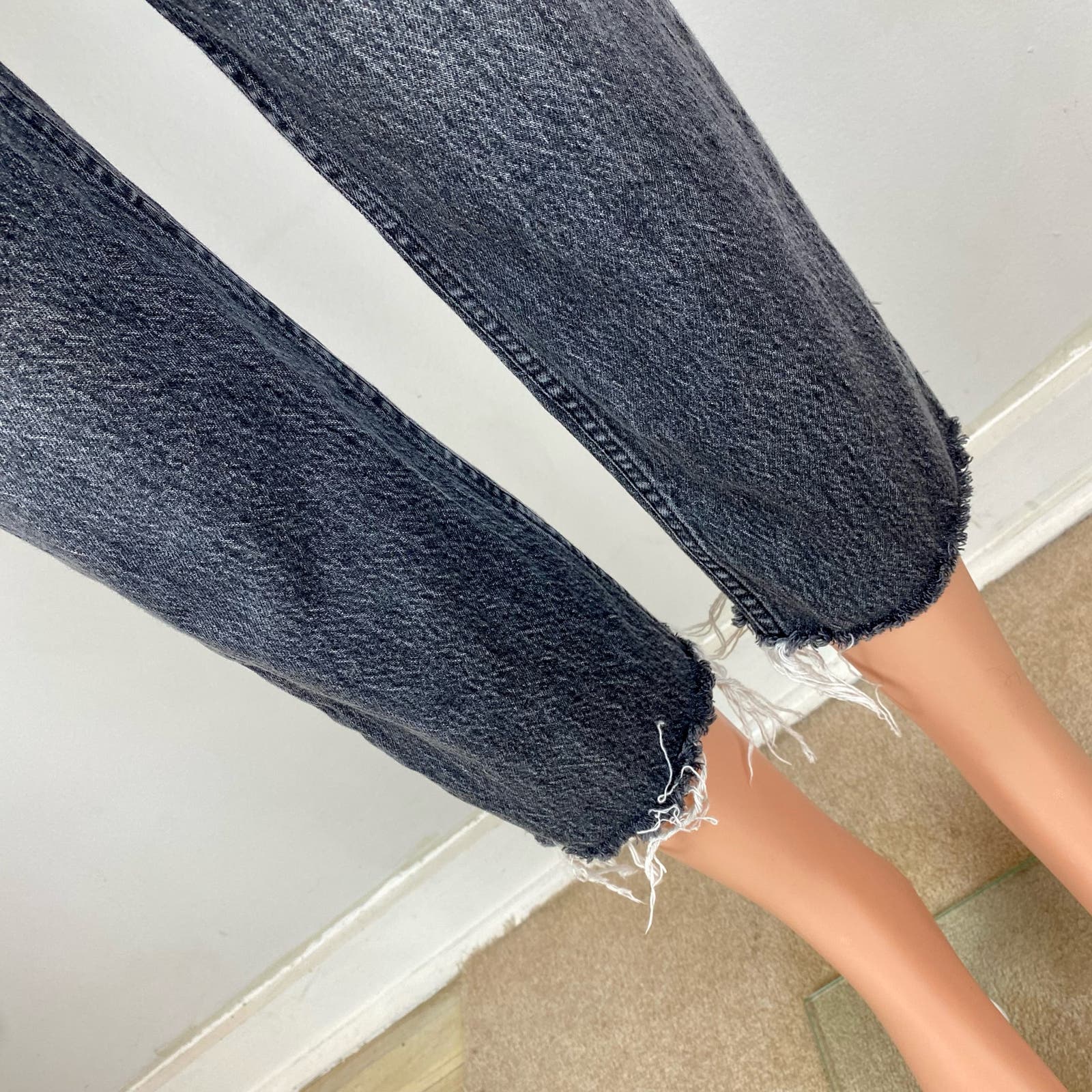 Gap Cheeky Straight High Rise- Gray Acid Wash -26 2P (27WxL23) - Image 7