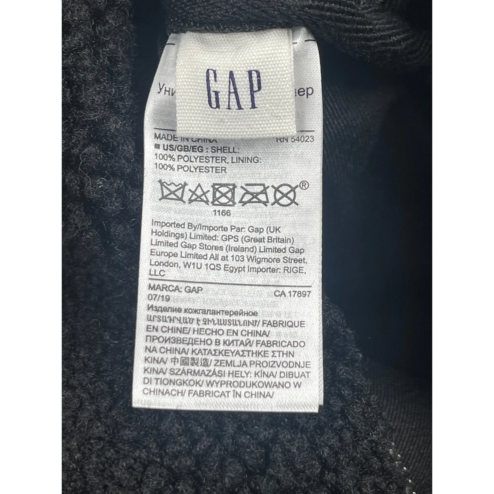 GAP Women's Black Faux Sherpa Fur Fanny Pack Adjustable Sling Borg Bum Belt Bag - Image 8