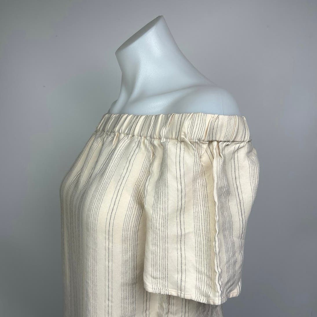 H&M Cream Tan Off The Shoulder Striped Short Sleeve Pullover Blouse Top Size 2 - Image 5