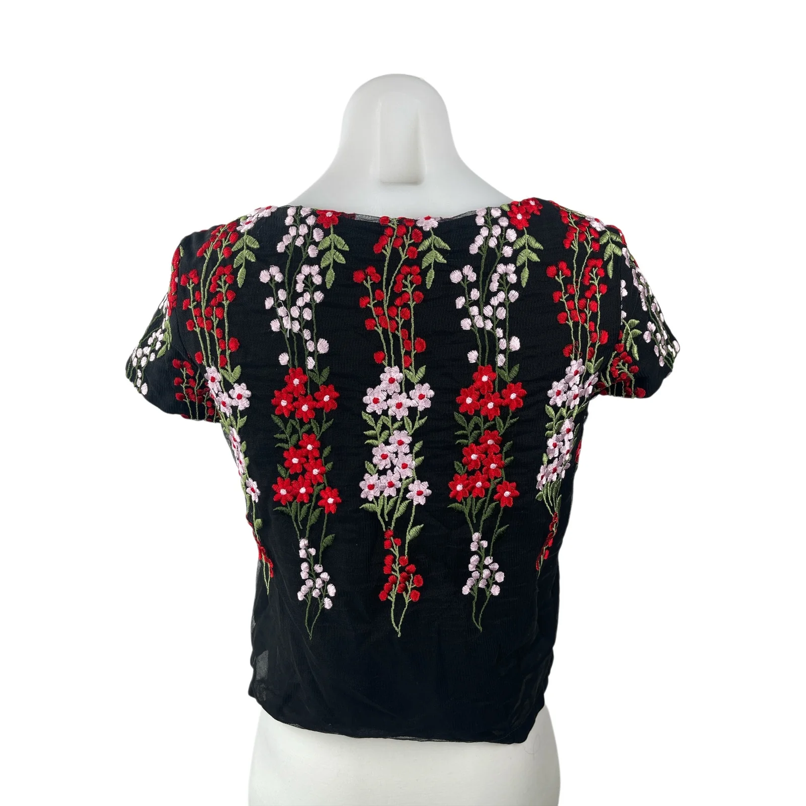 Ida Sjostedt Women's Black Floral Embroidered Short Sleeve Boxy Blouse Top Sz 8 - Image 4