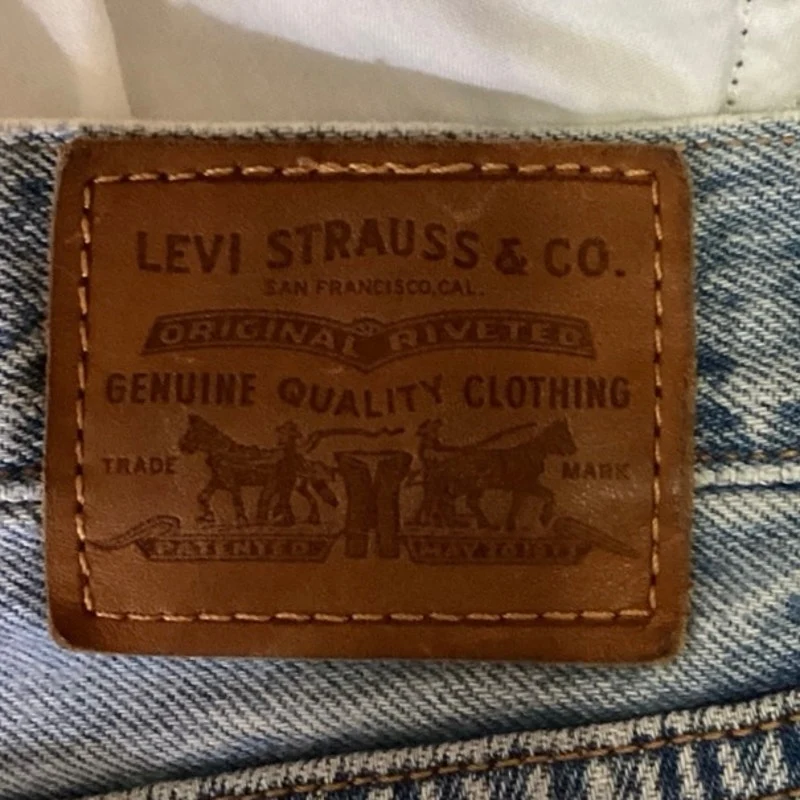 Levi Strauss & Co. Women's Blue Denim High Rise Distressed Ankle Jeans Size 25 - Image 4
