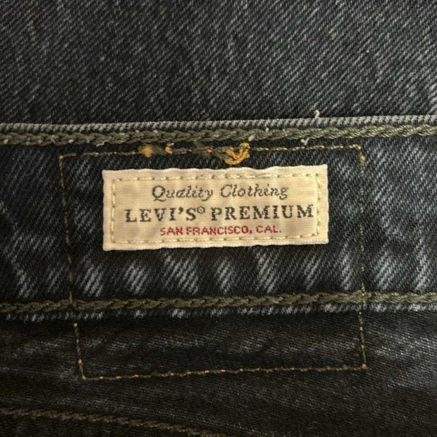 Levi's Wedgie Blue Medium Wash High Rise Denim Straight Cropped Jeans Size 24 - Image 4