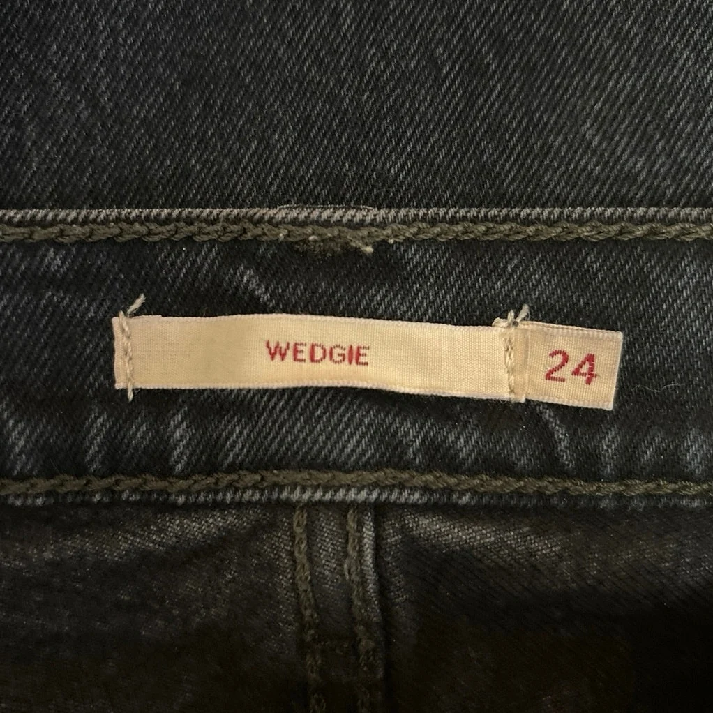 Levi's Wedgie Blue Medium Wash High Rise Denim Straight Cropped Jeans Size 24 - Image 5