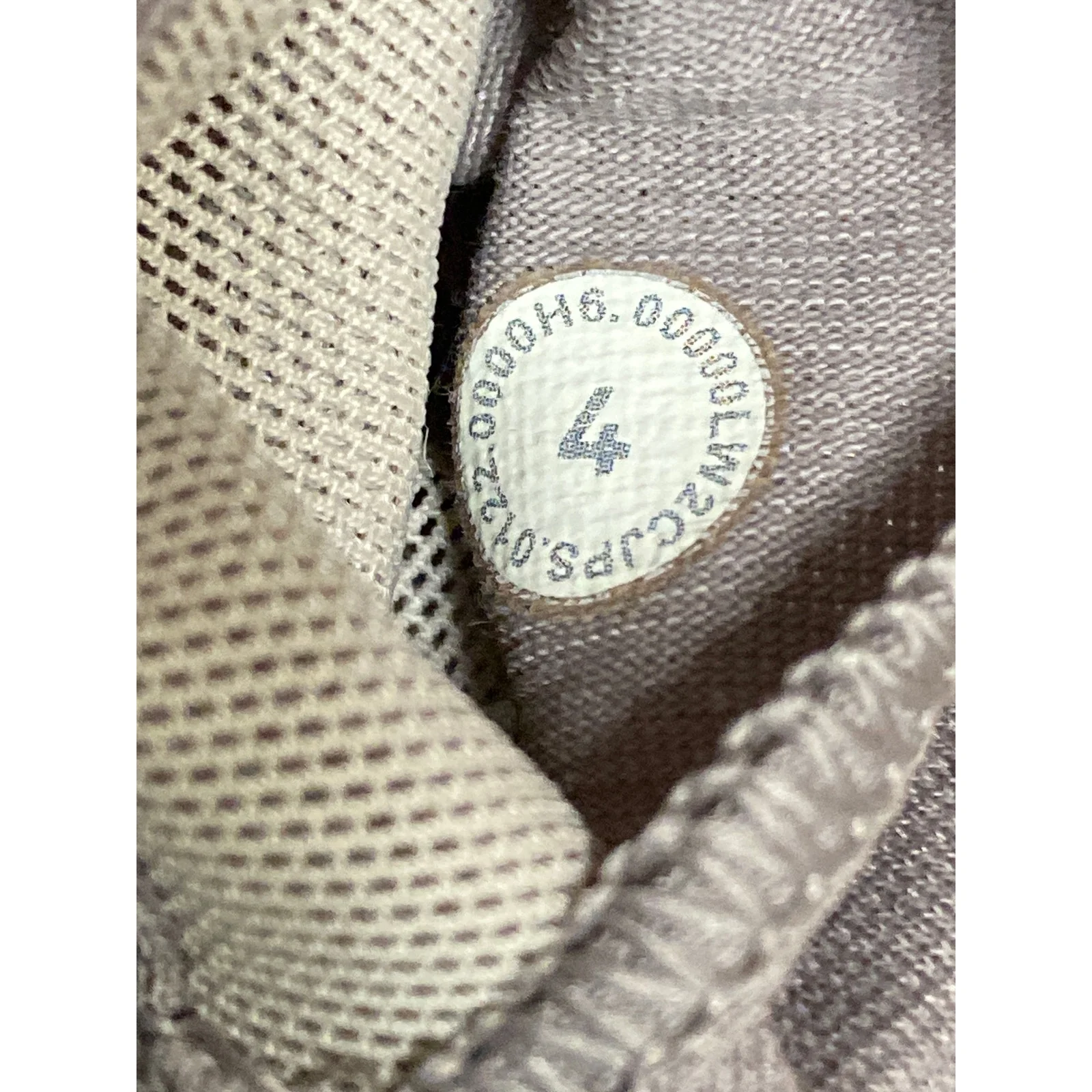 Lululemon Energy High-Neck Longline Gray Yoga Athletic Sports Bra Crop Top Sz 4 - Image 4