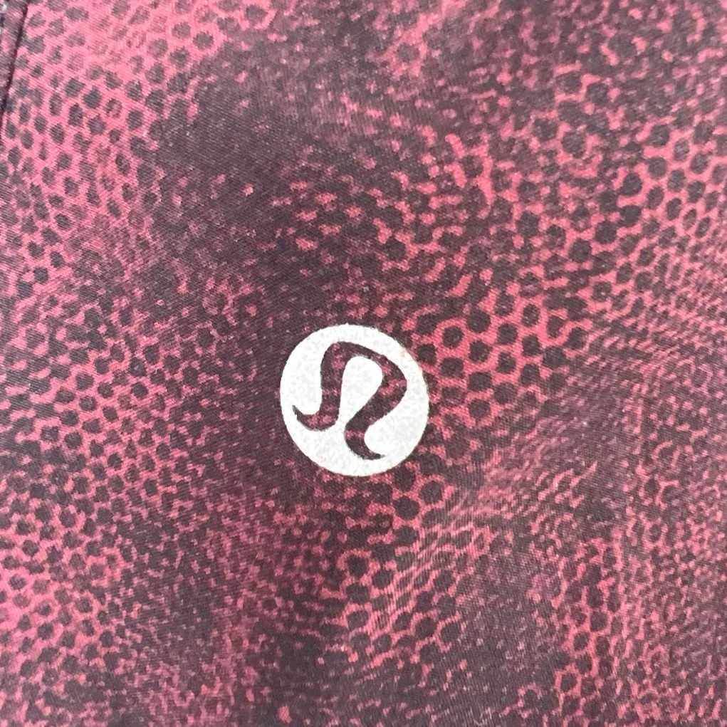 Lululemon Men's Red Black Pull On Stretch Pocket Running Athletic Shorts Size S - Image 3