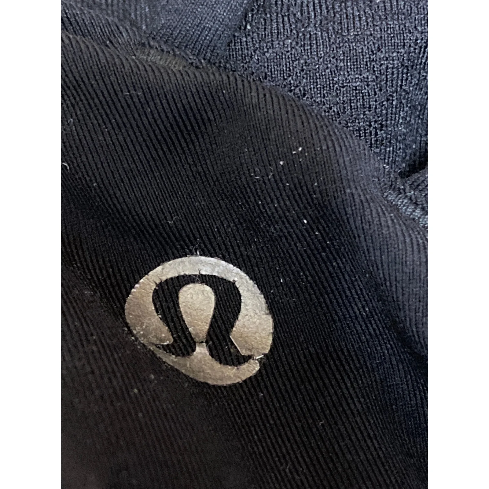 Lululemon Women's Black Strappy Yoga Workout Athletic Crop Top Sports Bra Size 6 - Image 4
