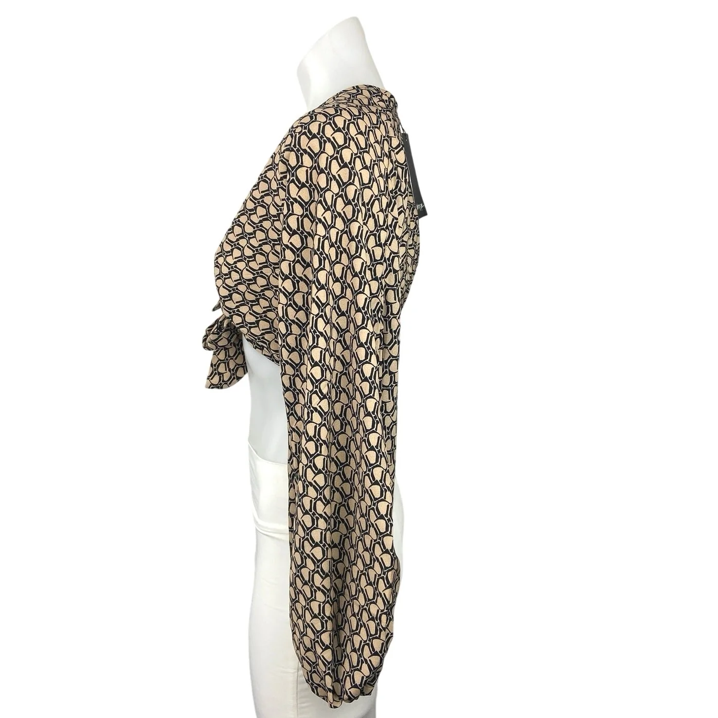 Nasty Gal NWT Giraffe Oversized Long Sleeve V-neck Knot Front Blouse Crop top 2 - Image 2