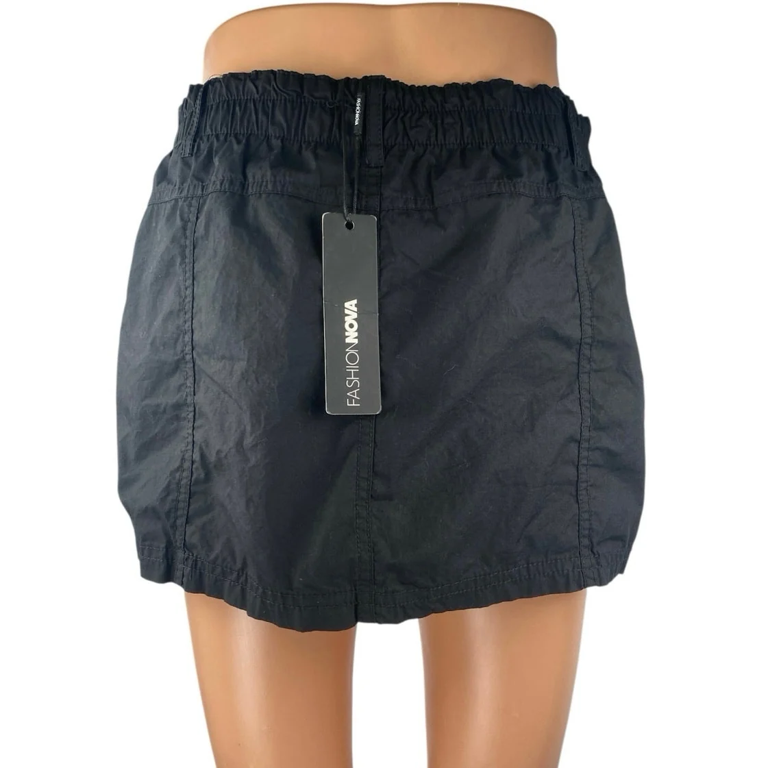 NEW Fashion Nova Best Kept Secret Black Elastic Waist Cargo Mini Skirt Size S - Image 3