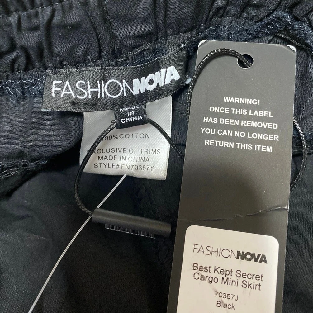NEW Fashion Nova Best Kept Secret Black Elastic Waist Cargo Mini Skirt Size S - Image 4