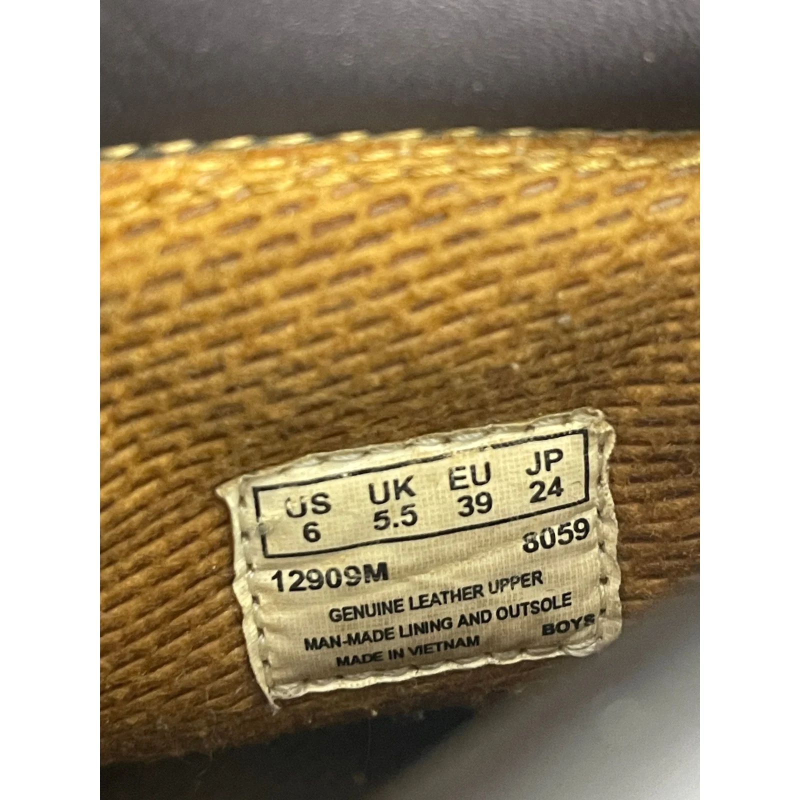 Timberland Brown Nubuck Leather Round Toe Waterproof Lace-Up Work Boots Size 6 - Image 6