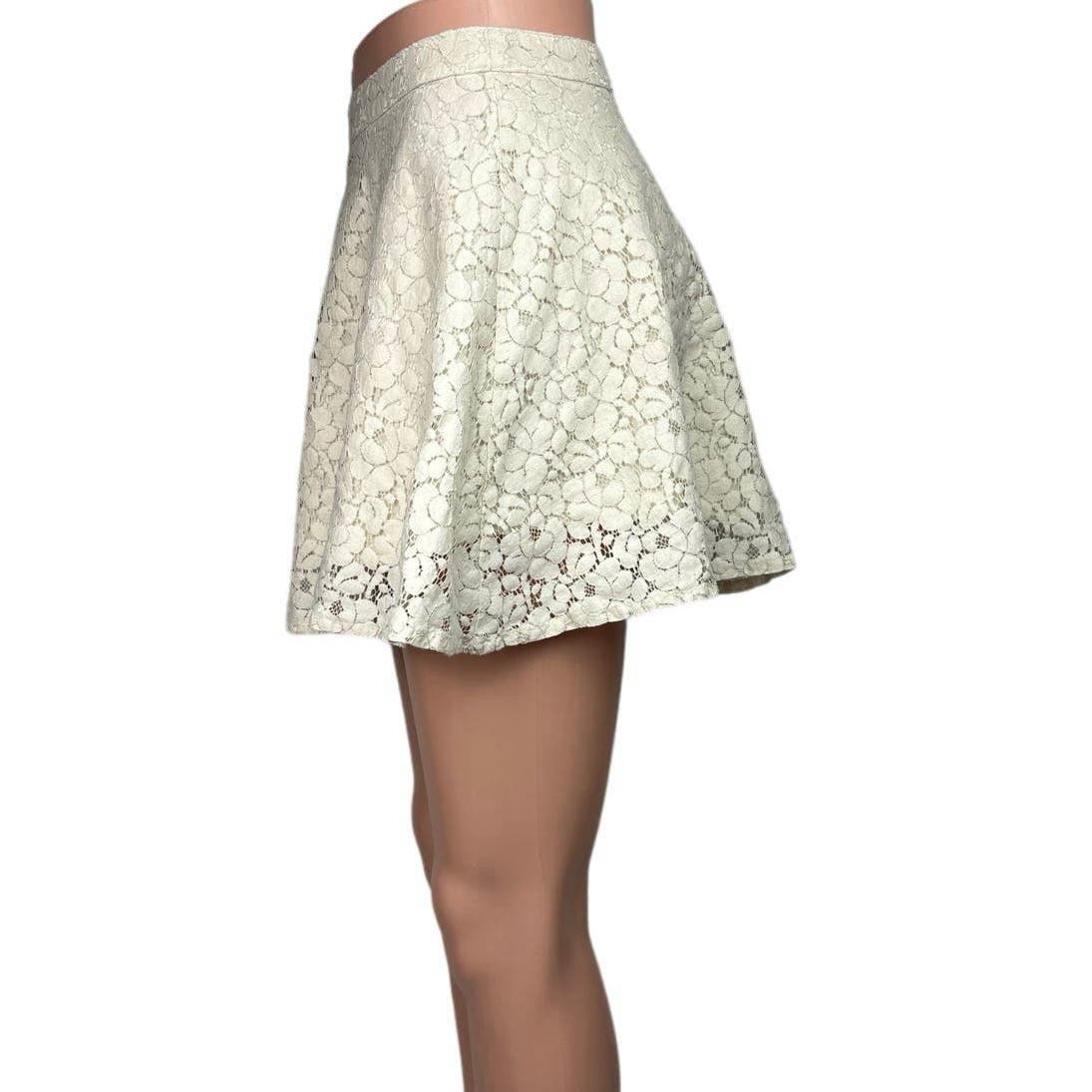 Topshop White Cream Floral Lace Fit & Flare Skater A-Line Casual Mini Skirt 2P - Image 2