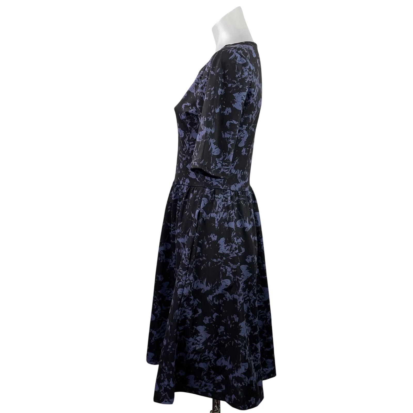 Trixie + Lulu Blue Printed Short Sleeve Round Neck Fit & Flare Mini Dress Size M - Image 2