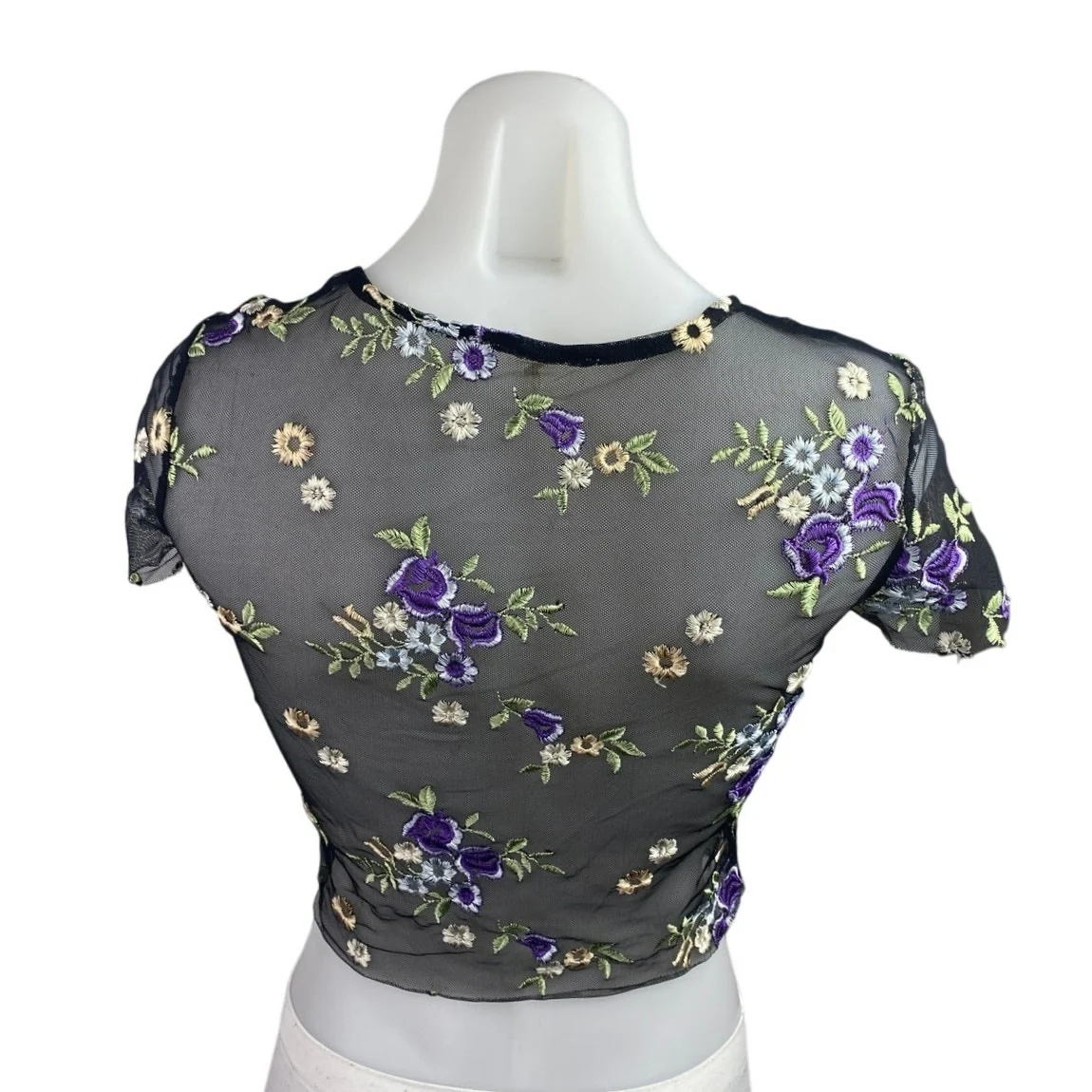 Urban Outfitters Black Lilac Floral Embroidered Sheer Short Sleeve Crop Top S - Image 2