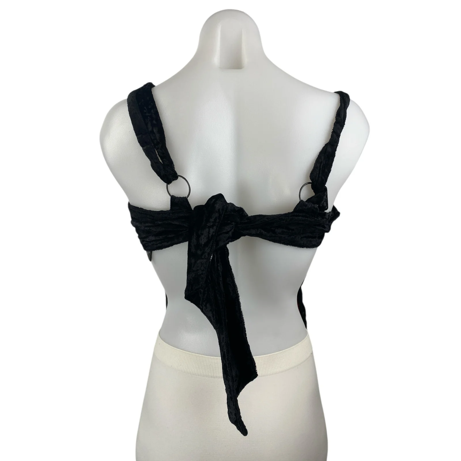 Urban Outfitters Kimchi Blue Jana Black Velvet Embroidered Floral Tank Top Sz L - Image 2