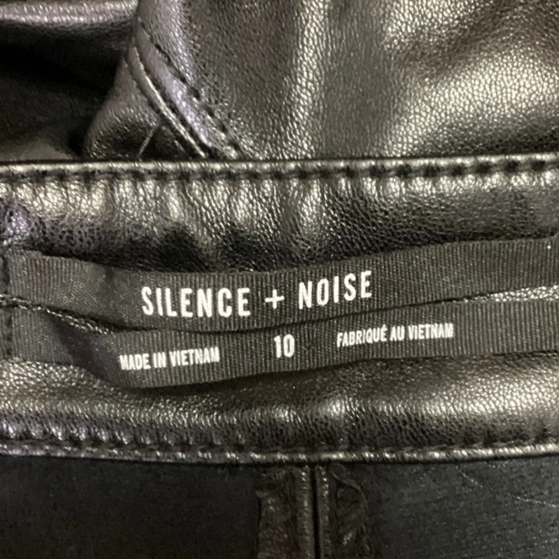 Urban Outfitters Silence + Noise Women's Black Faux Leather Wide Leg Pants Sz 10 - Image 5