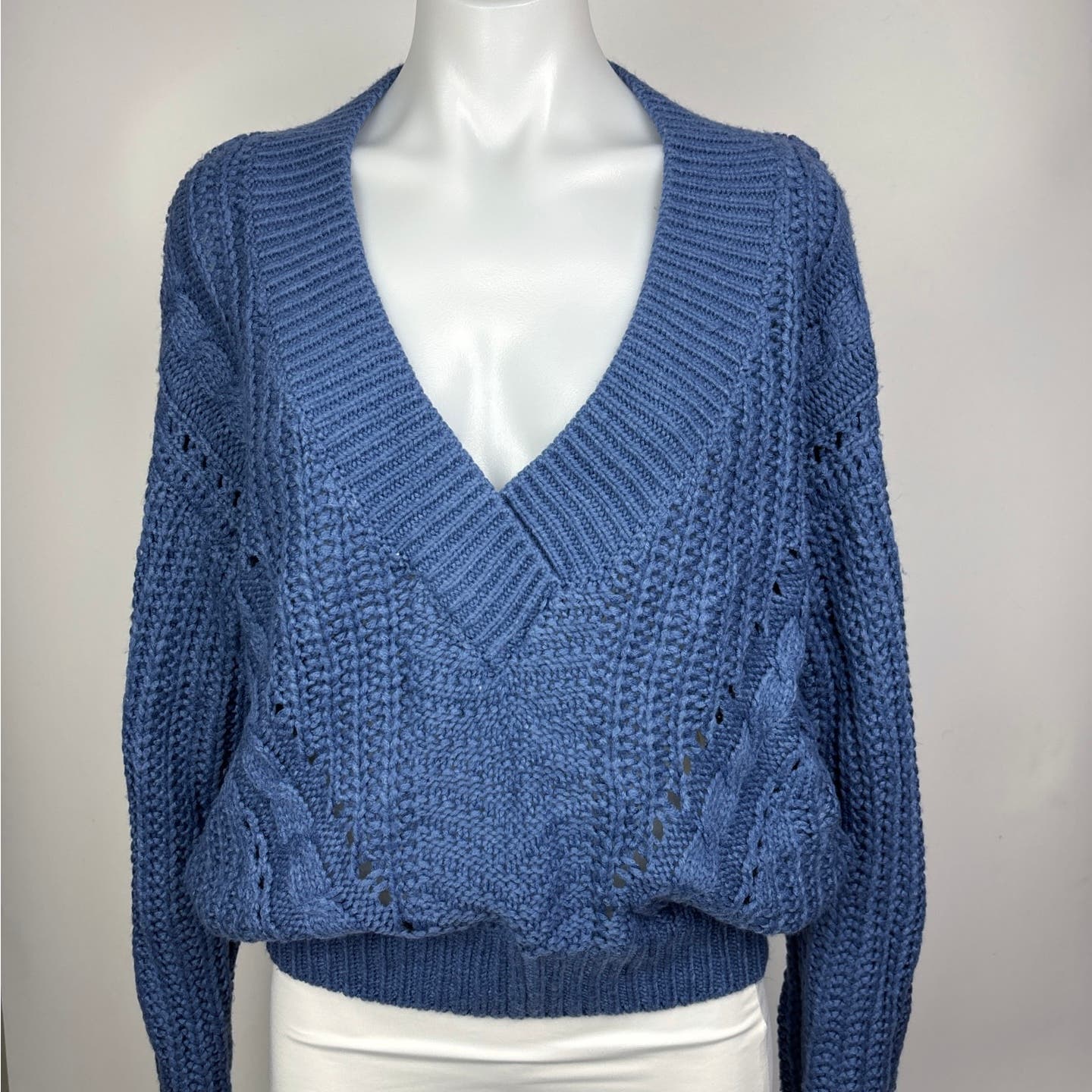 Urban outfitters Womens Blue Cable Knit Long Sleeve Oversized V-Neck Sweater Top - Image 4