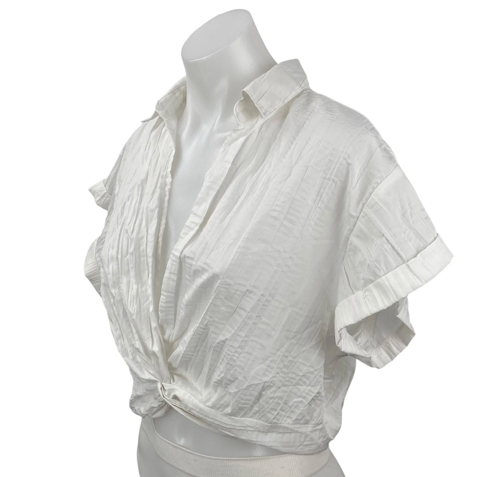 Urban Outfitters Women's White Twist Front Short Sleeve Shirt Crop Top Size M - Image 2