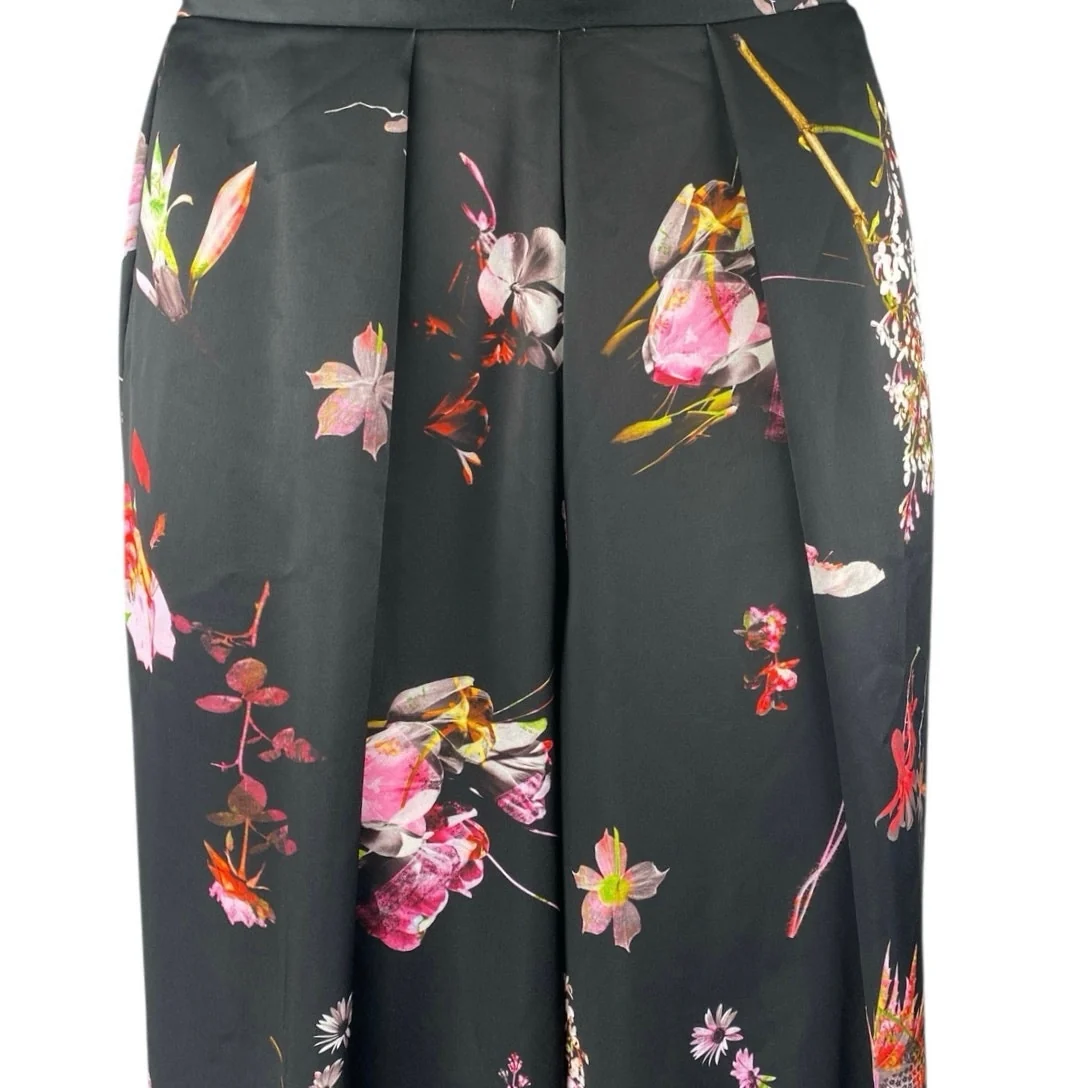 Victoria's Secret Black Silky Satin Floral Pleated Wide Leg Trousers Pants Sz XS - Image 4