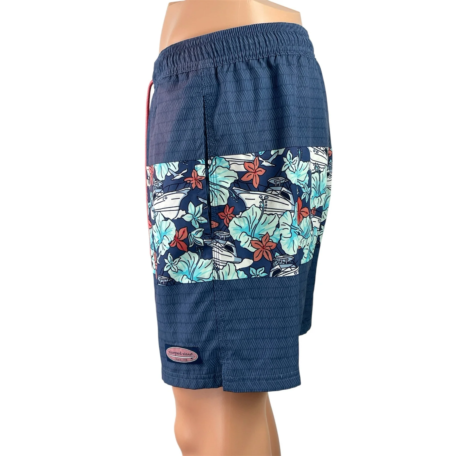 Vineyard Vines Men's Blue Floral Chevron Drawstring Swim Trunks Swimwear Size M - Image 2