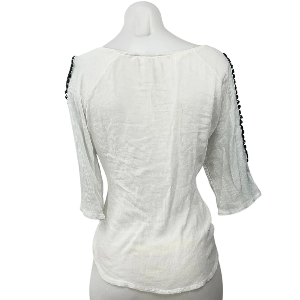 Women's White Floral Embroidered Half Sleeve Slit Tie Boho Blouse Top Size M - Image 4
