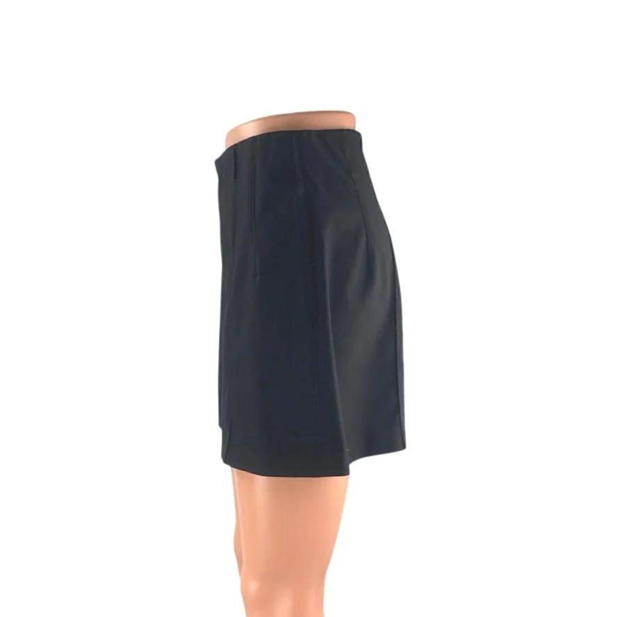 Zara Women's Black High Waisted Pintucked Straight Leg Mini Casual Shorts Size S - Image 2
