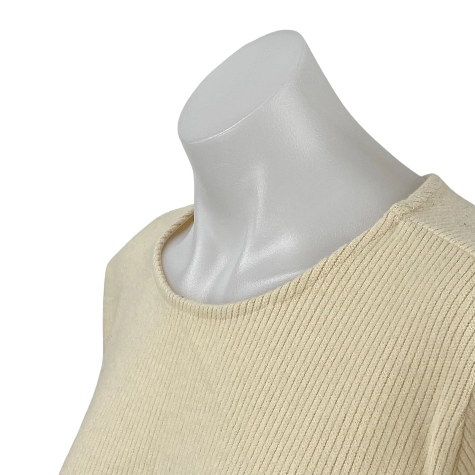 Zara Women's Cream Ribbed Knit Silver Fringe Long Sleeve Sweater Crop Top Size M - Image 2