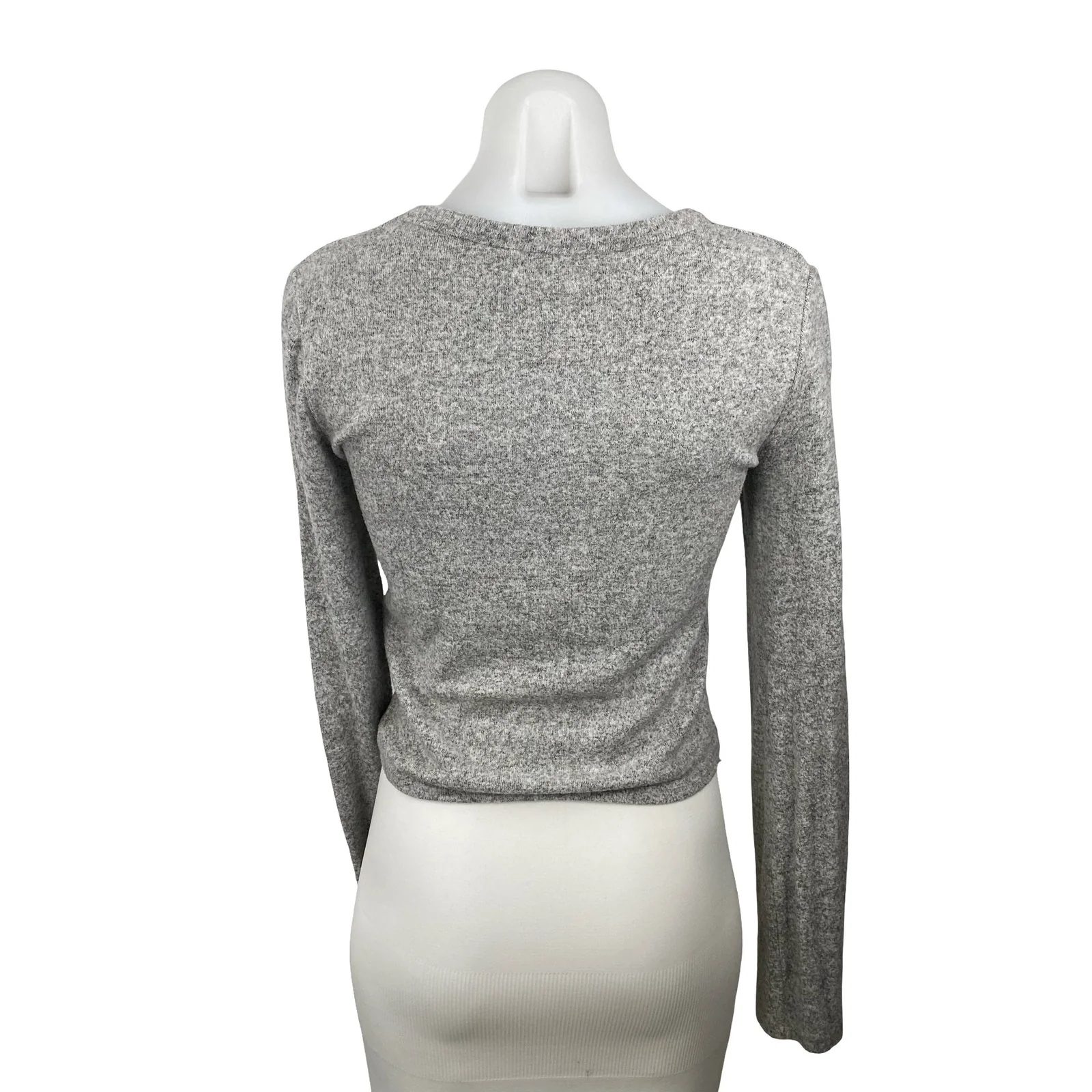 Zara Women's Gray Heather Long Sleeve Crew Neck Knit Cropped Sweater Top Size M - Image 4